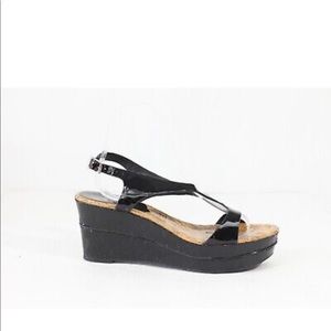 Donald J. Pliner platform sandals